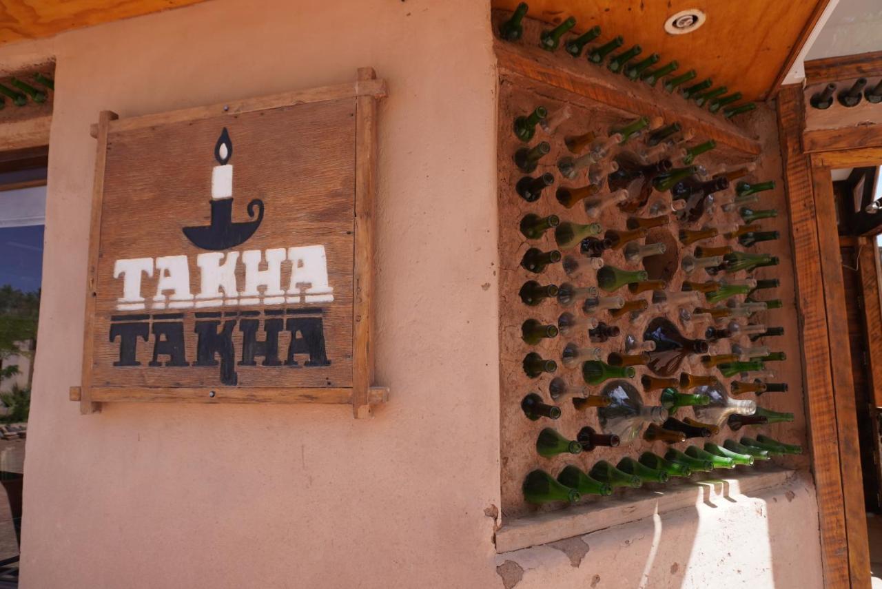 Hotel-camping Takha Takha *