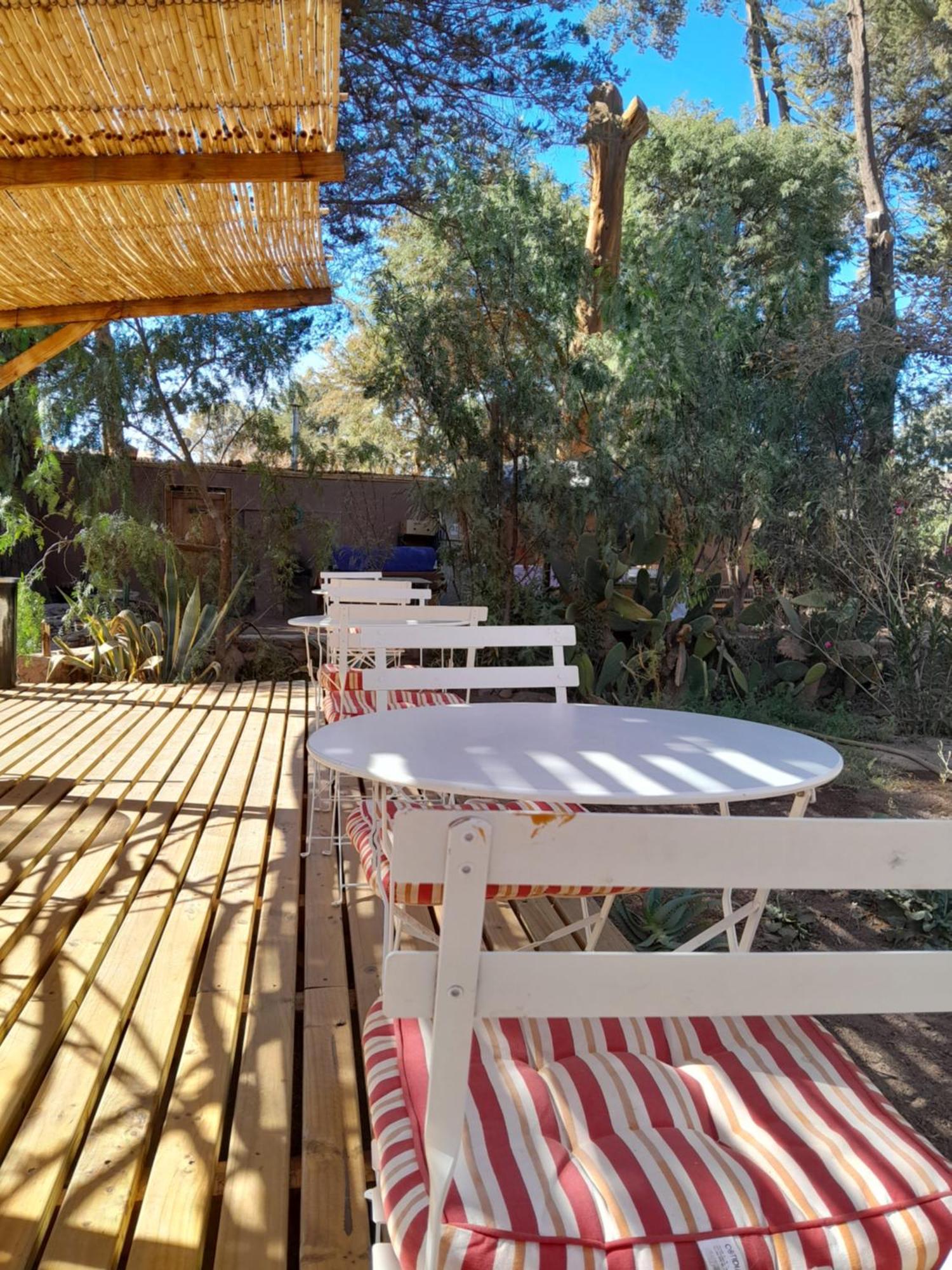 Hotel-camping Takha Takha *